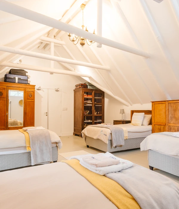 liberty-room-two-beds-tv-client-page